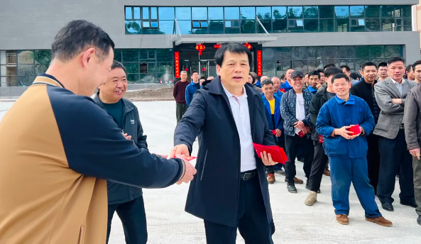 熊猫体育官网游乐开工大吉，龙跃新程！